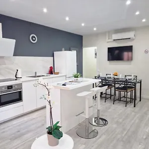 https://barcelona-2-habitaciones.top-hotels-tarragona.com